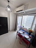 1 BR Shell Residences Facing amenities