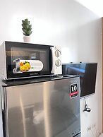 1 BR Shell Residences Facing amenities