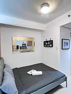 1 BR Shell Residences Facing amenities