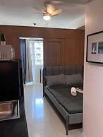 1 BR Shell Residences Facing amenities