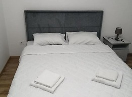 Seaside Serenity Fresh & Modern Apartments in Igalo