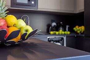 Exquisite Prestige Luxury Apartments With Shared Pool