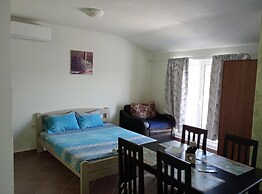 Tivat Relax With Stunning Sea & Mountain Views