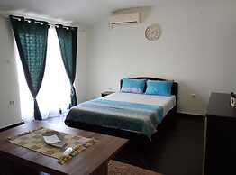 Tivat Relax With Stunning Sea & Mountain Views