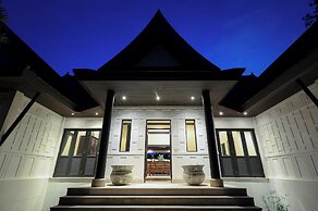Katamanda villa Eden Large Villa near Kata Beach
