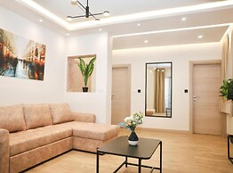 Stylish Apartment With Modern Elegance in Herceg Novi Area