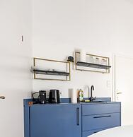 Roksoxhome Designer Boutique Apartment