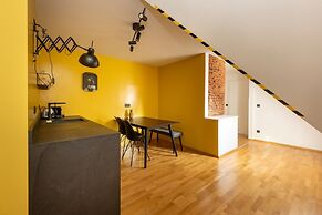 Roksoxhome Designer Boutique Apartment