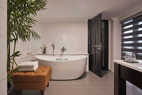 Nia Hotel