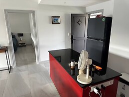 Allamanda Phrase 1 Laguna Phuket Lake-pool View With 2bedrooms-2bathro