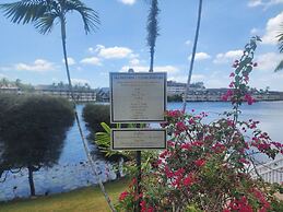 Allamanda Phrase 1 Laguna Phuket Lake-pool View With 2bedrooms-2bathro