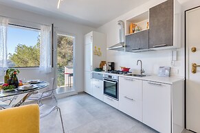 Miramare 1 LUX - Total Sea View