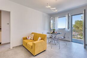 Miramare 1 LUX - Total Sea View