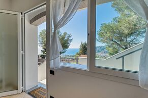 Miramare 2 LUX - Total Sea View