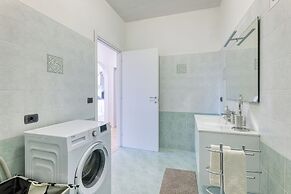 Miramare 2 LUX - Total Sea View