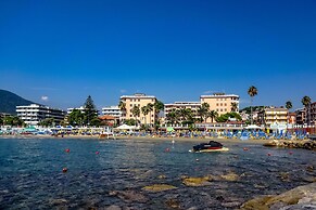 Miramare 3 LUX - Total Sea View