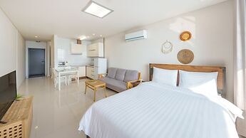 Taean Maumsokui Jip Pension