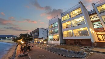 Taean Maumsokui Jip Pension