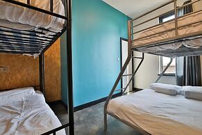 Studio 95 - Shared & Private Rooms