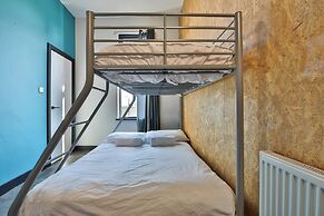 Studio 95 - Shared & Private Rooms