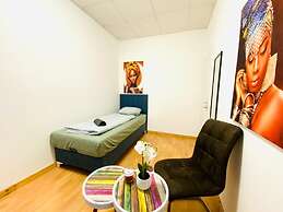 Sweet 3BR Apt in a Quiet Neighborhood