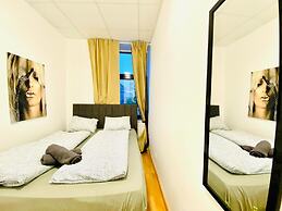 Sweet 3BR Apt in a Quiet Neighborhood