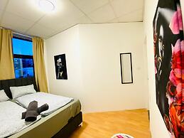 Sweet 3BR Apt in a Quiet Neighborhood