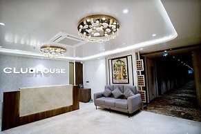 Club House Hotel Ayodhya