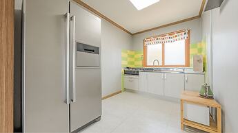 Namhae Bada Yanolja Pension