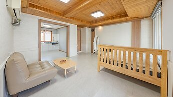 Namhae Bada Yanolja Pension