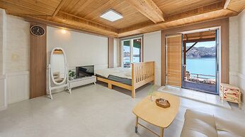 Namhae Bada Yanolja Pension