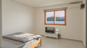 Namhae Bada Yanolja Pension