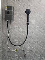 Hillside Premium Hotel