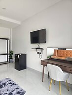 Hillside Premium Hotel