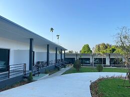 Hillside Premium Hotel