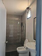 Hillside Premium Hotel