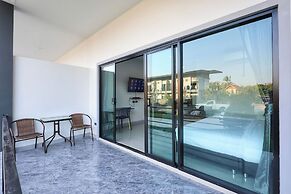 Hillside Premium Hotel