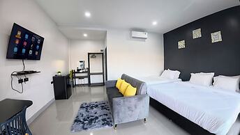 Hillside Premium Hotel