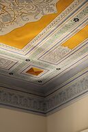 Bouquet Luxury Rooms