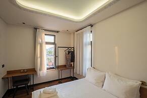 Bouquet Luxury Rooms