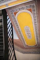 Bouquet Luxury Rooms