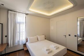 Bouquet Luxury Rooms