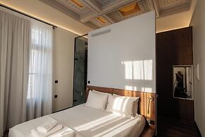 Bouquet Luxury Rooms