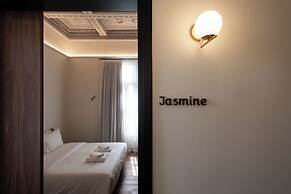 Bouquet Luxury Rooms