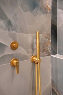 Bouquet Luxury Rooms