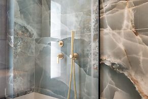 Bouquet Luxury Rooms