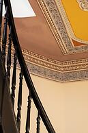 Bouquet Luxury Rooms