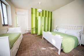 Borgo Sorbatti Country House