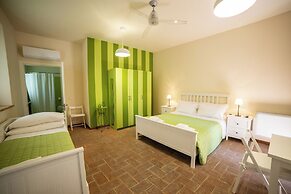 Borgo Sorbatti Country House
