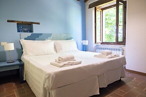 Borgo Sorbatti Country House